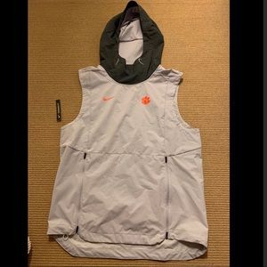 Men’s Nike Clemson Pullover Vest